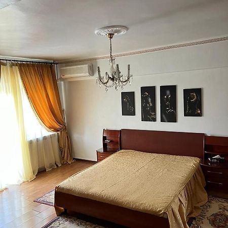 Appartamento Unirii 64 Bucarest Esterno foto